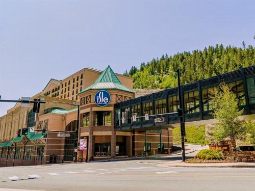 Isle Casino Hotel Black Hawk image 4